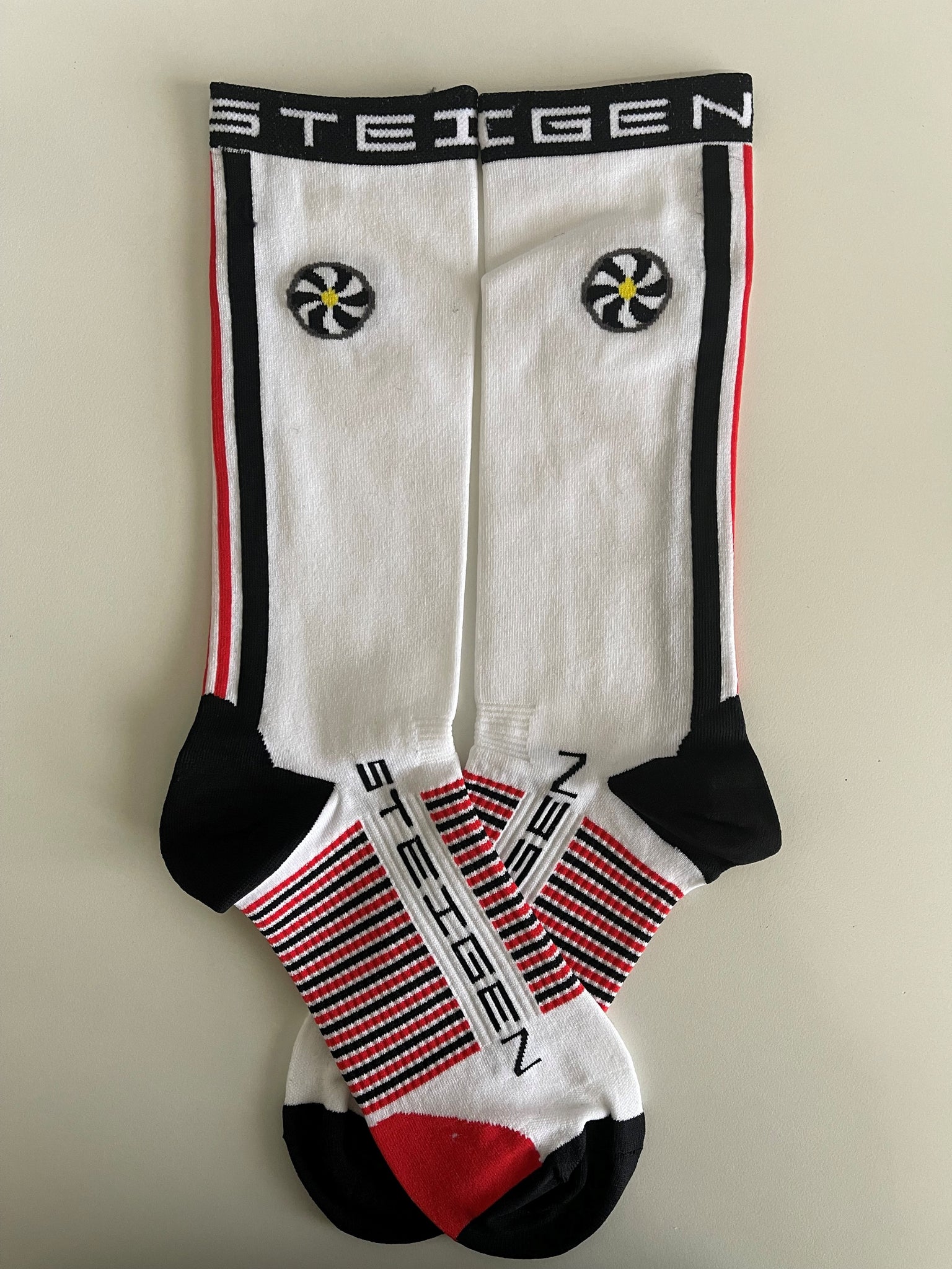 Race Stripe White Running Socks ¾ Length